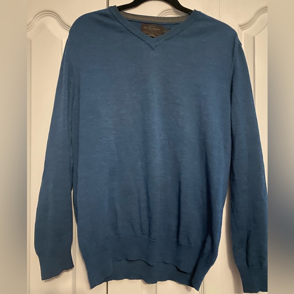 Black Brown 1826 Men's Deep Blue V-Neck Sweater 100% Merino Wool